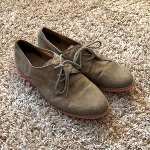 🎉5 for $25🎉 Women’s suede oxford style shoes